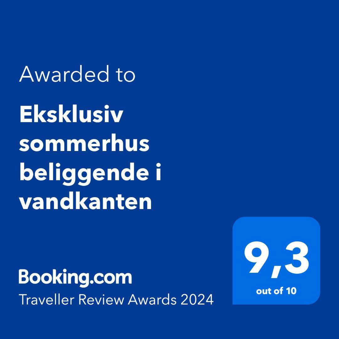 Eksklusiv Sommerhus Beliggende I Vandkanten Munkebo Luaran gambar